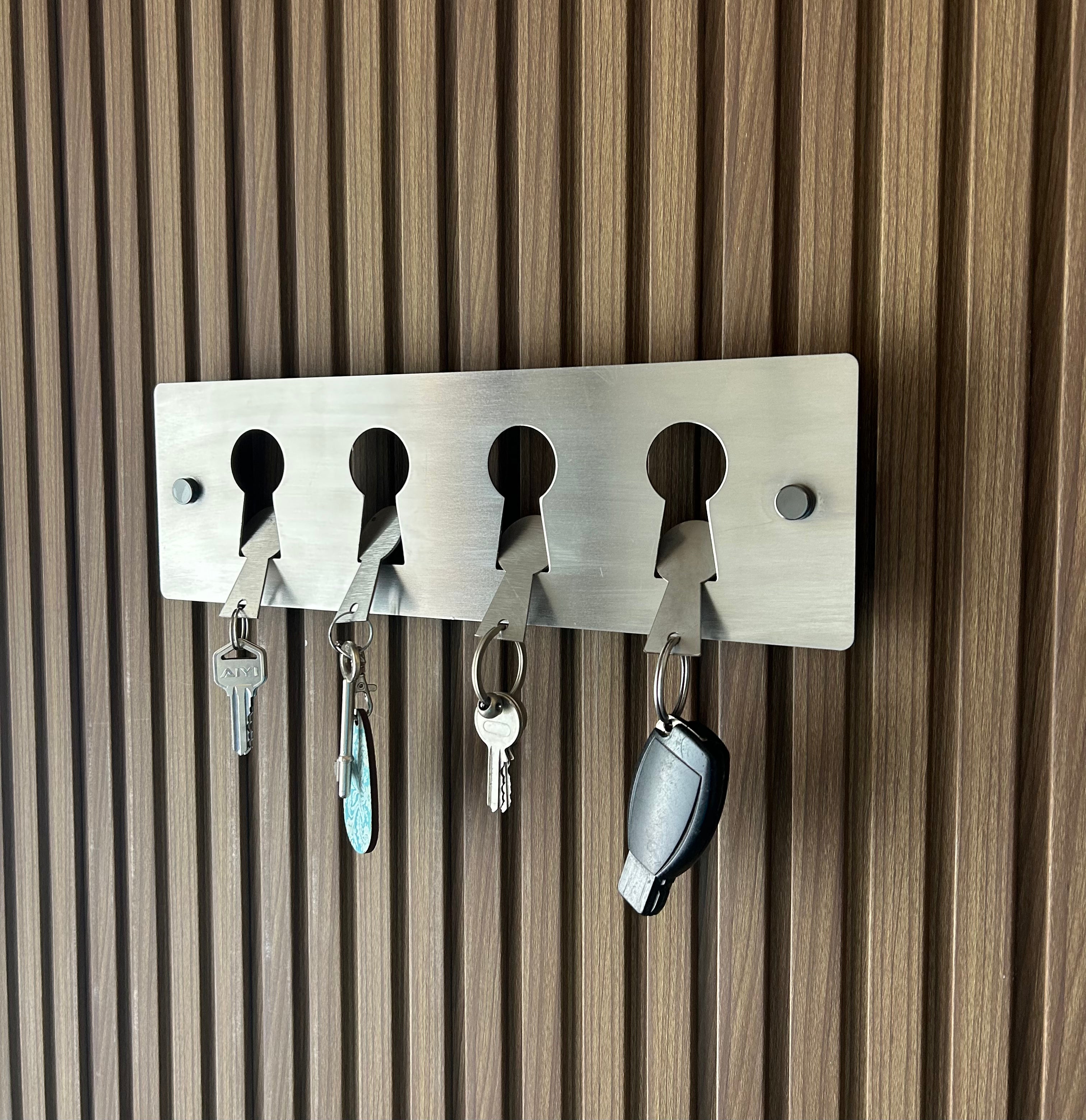 Keyhole Key Holder
